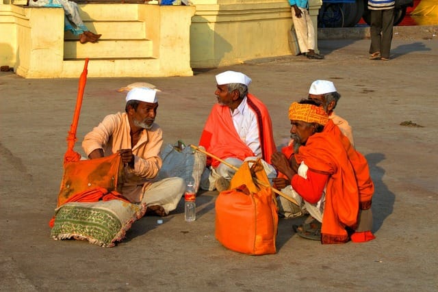 india men sadhus